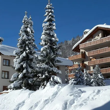 Balcun Tort 11 Апартаменты